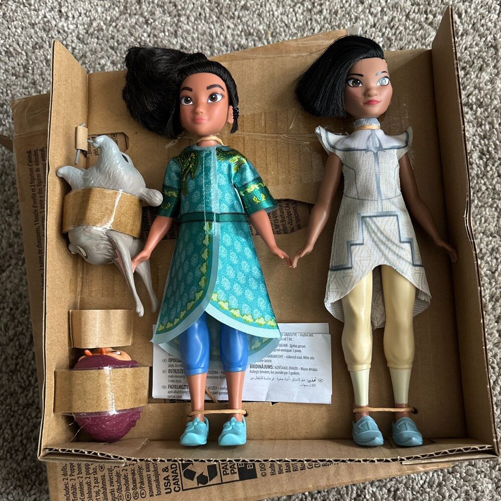 Disney's Raya And The Last Dragon Young Raya And Namaari Fashion Dolls 2 Pack